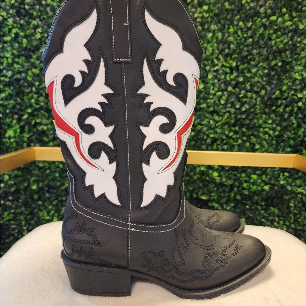 Coconuts by Matisse Black and White Heeled Boot